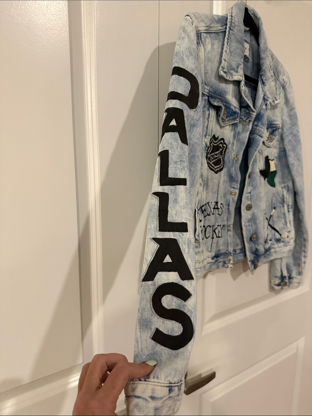 Distressed Light Wash Denim Jacket with Dallas Stars Texas Hockey Hand Design - Picture 5 of 8